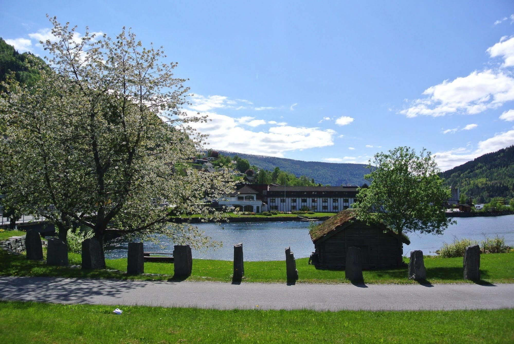 Visnes Hotel Stryn Exterior foto